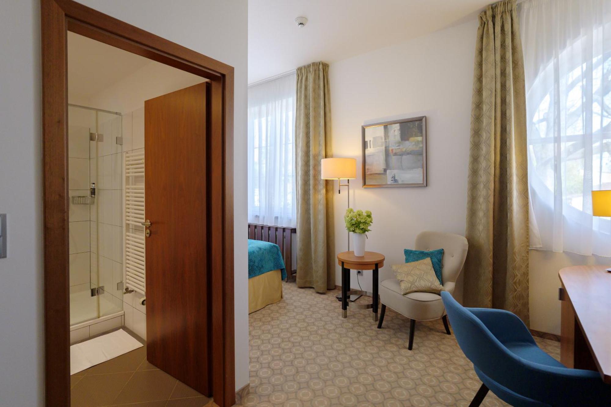Hotel Silenzio Прага Экстерьер фото