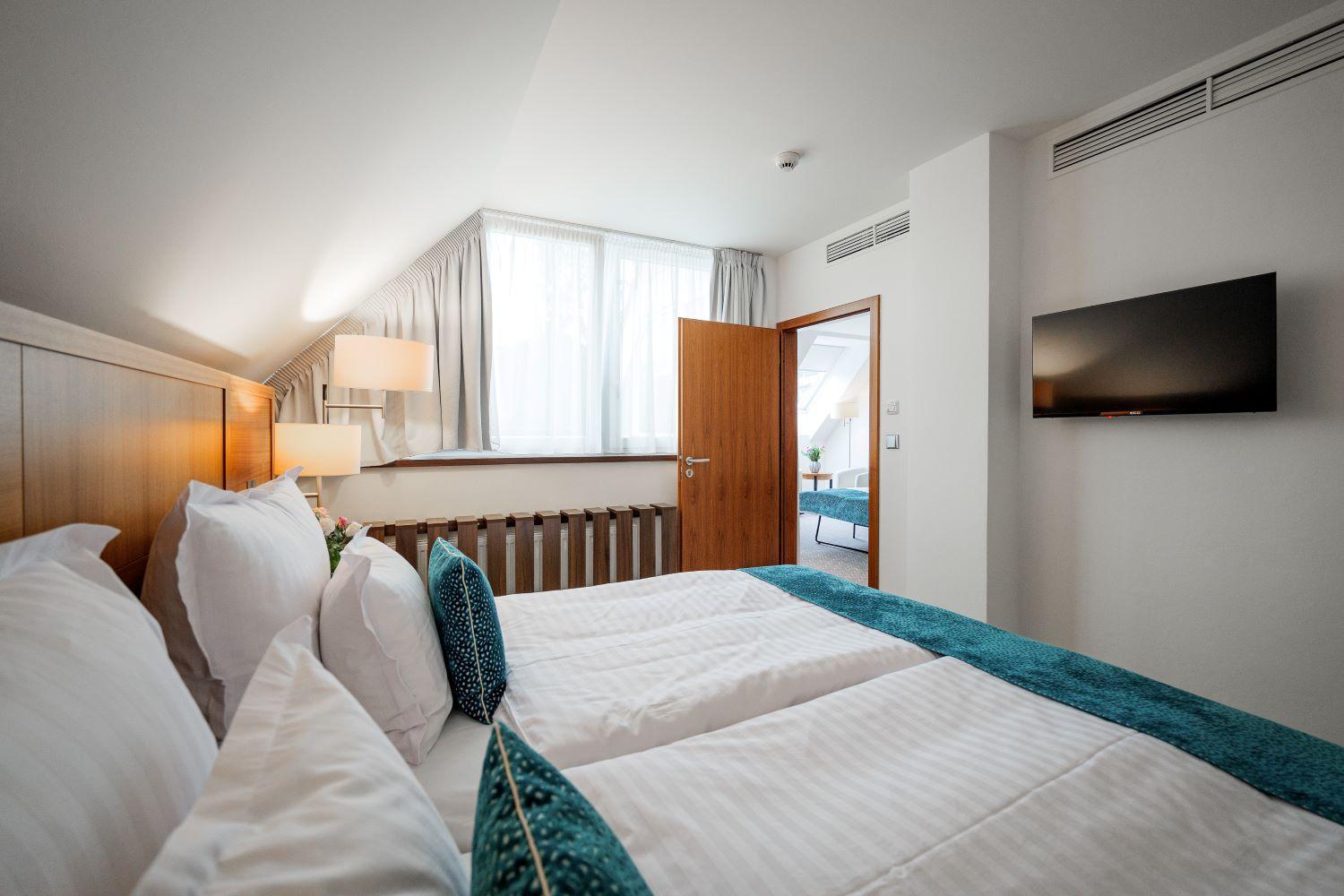 Hotel Silenzio Прага Экстерьер фото