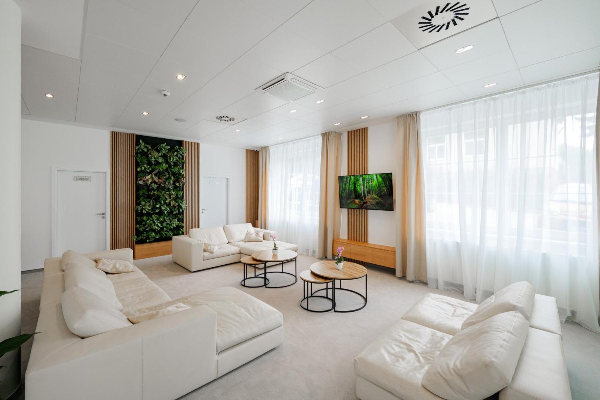 Hotel Silenzio Прага Экстерьер фото